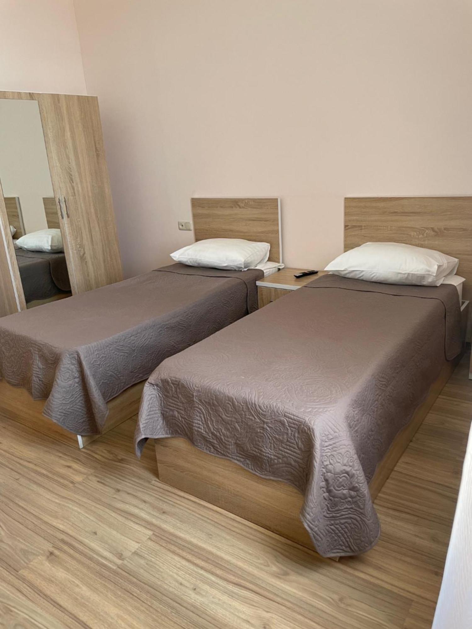Decca Hotel Jereván Kültér fotó