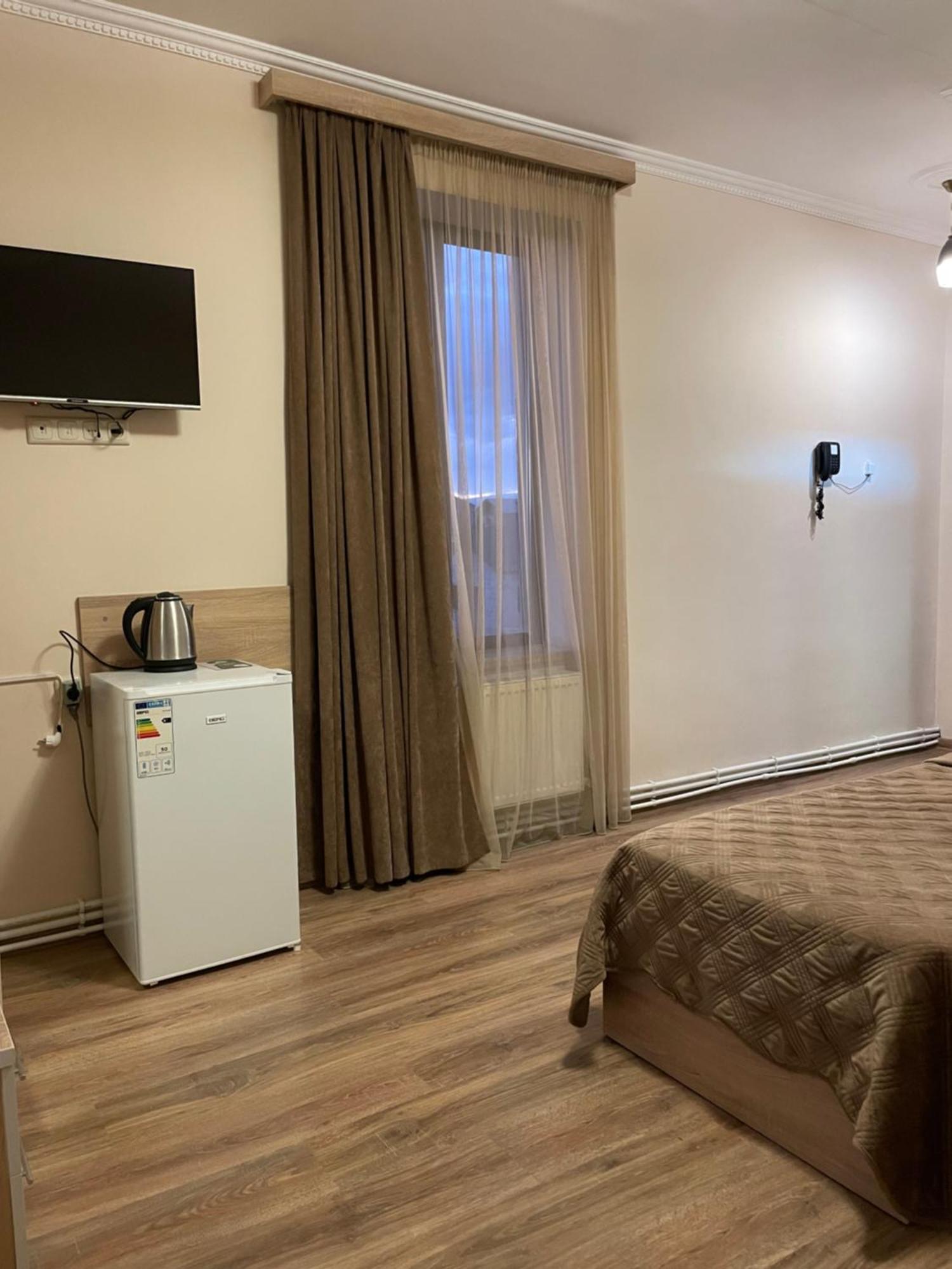 Decca Hotel Jereván Kültér fotó